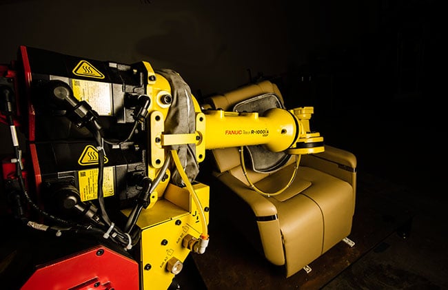 Image of a robot used for an automotive testing and development services facility | RCO Engineering Image of a robot used for an automotive testing and development services facility | RCO Engineering